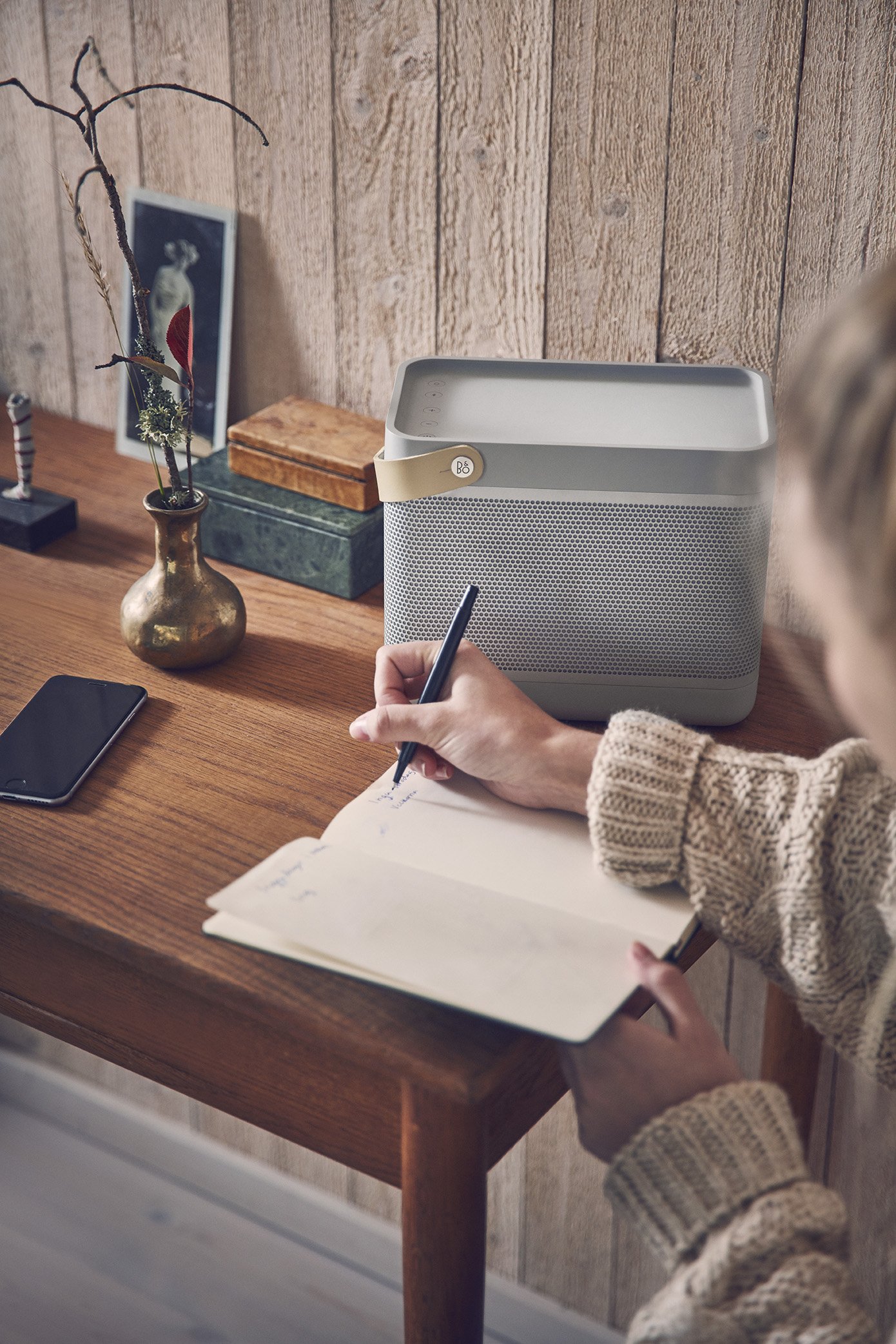 Amazon.co.jp: Bang & Olufsen ワイヤレススピーカー Beolit 17 通話