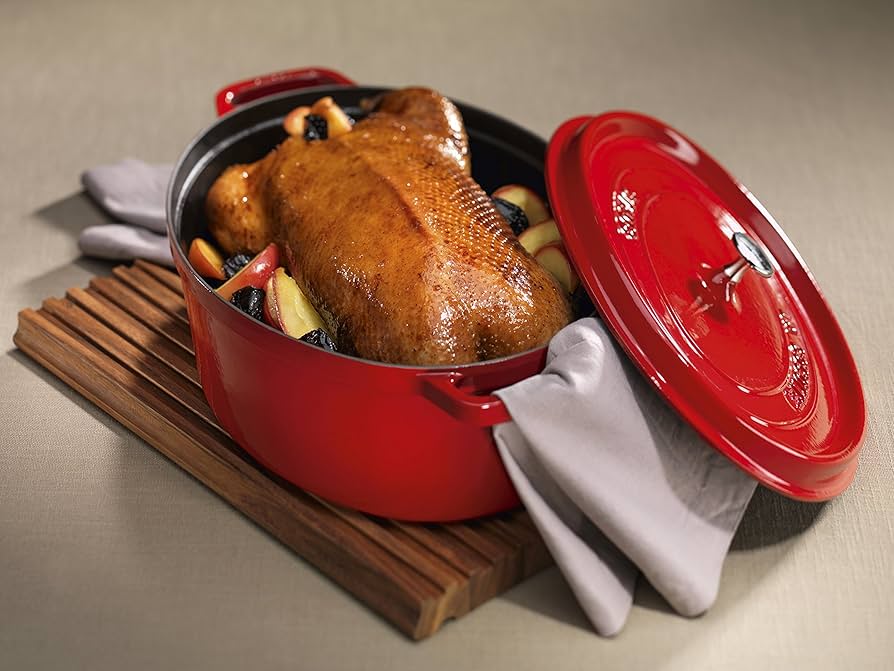Amazon｜staub ストウブ 「 ピコ ココット オーバル チェリー 37cm