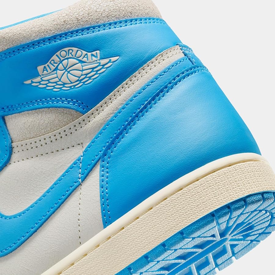 Nike Men's Air Jordan 1 Retro High OG Shoes, Powder Blue/Dk Powder