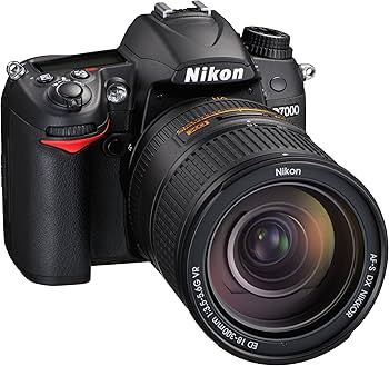 Amazon.co.jp: Nikon デジタル一眼レフカメラ D7000 スーパーズーム