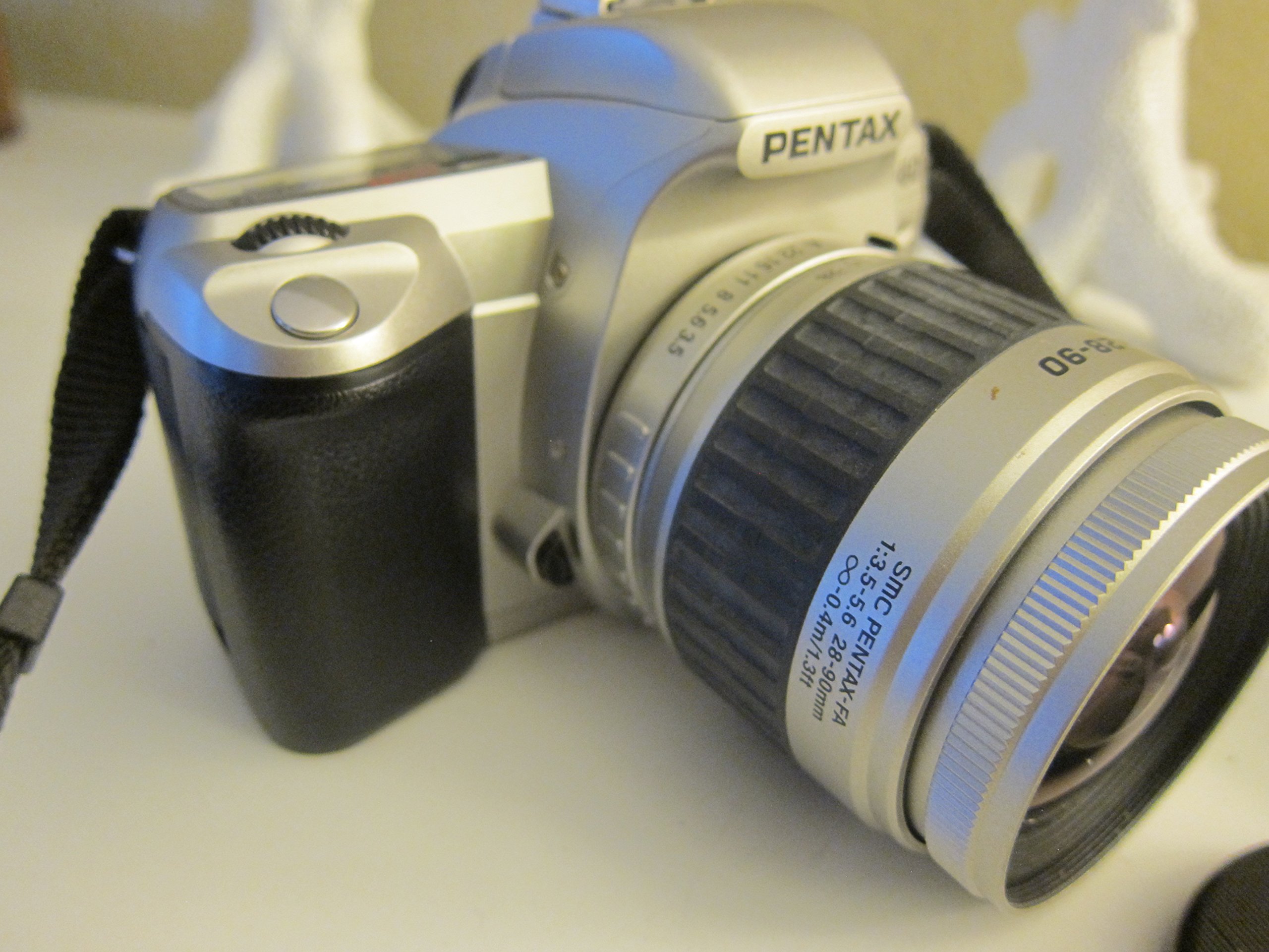 Amazon.com : Pentax ZX-60 Date w/28-90mm Lens Kit : Film Cameras