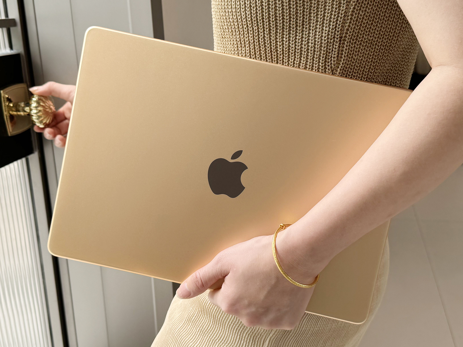 Amazon.com: DONGKE Case for M5 MacBook Pro 14 inch 2025 2024-2021