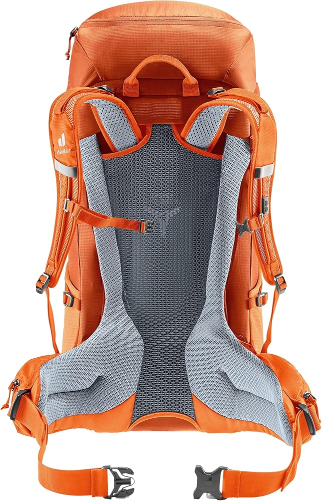 Amazon.com: Deuter D3400821-9907 Futura 32 Men's Mountaineering