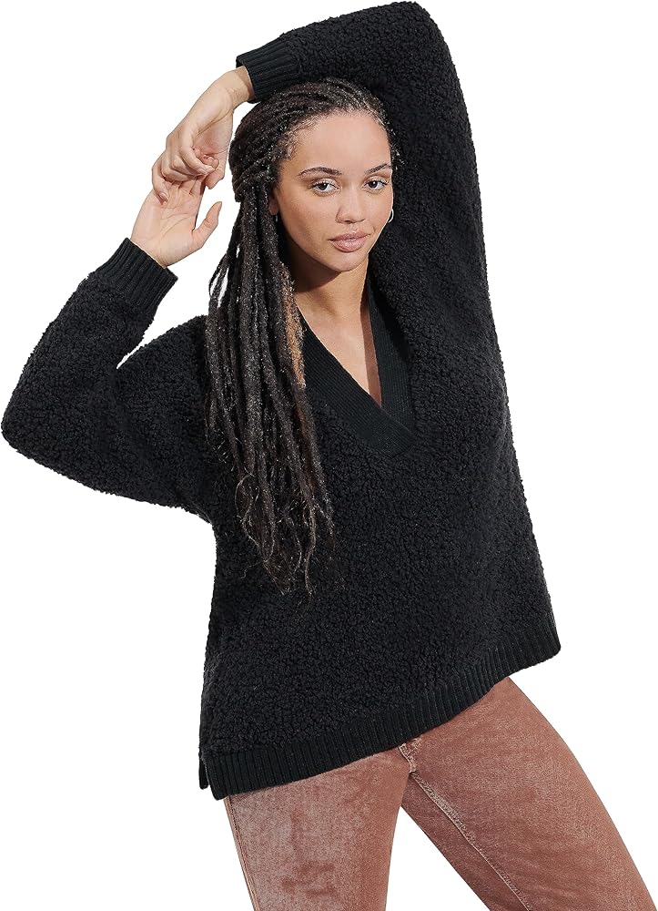 UGG Women's Deeann Cloudfluff V Neck Sweater, Black, S at Amazon