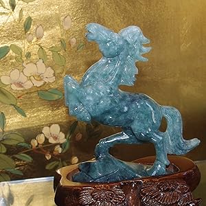 Amazon | theory xyz 翡翠 馬 置物 飾彫り台座付 (セオリーエックス