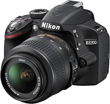 Amazon | Nikon デジタル一眼レフカメラ D3200 200mmダブルズーム