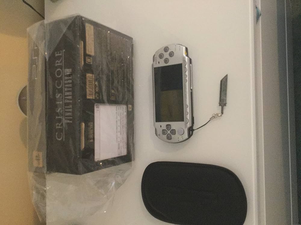 Amazon | クライシス コア -ファイナルファンタジーVII-(FFVII 10th