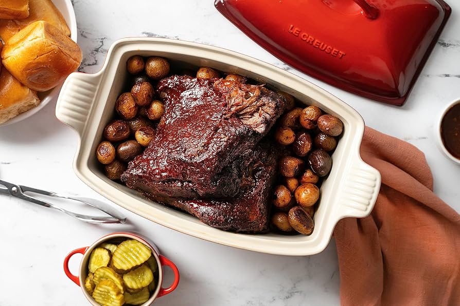 Amazon.com: Le Creuset Heritage Stoneware Deep Baker with Lid, 4.5