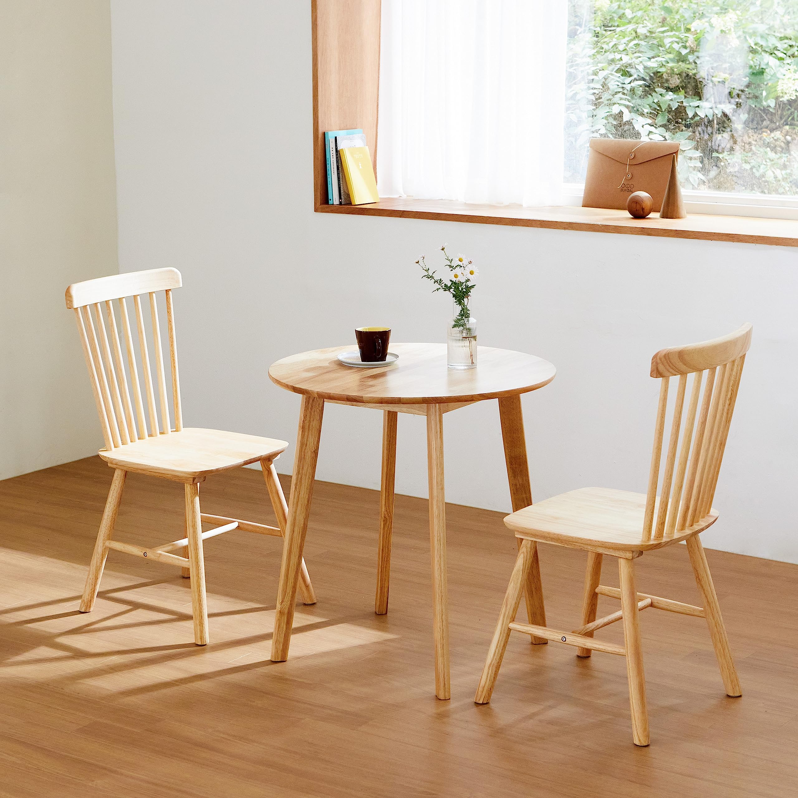 木製スピンドルバックダイニングチェア2脚セット