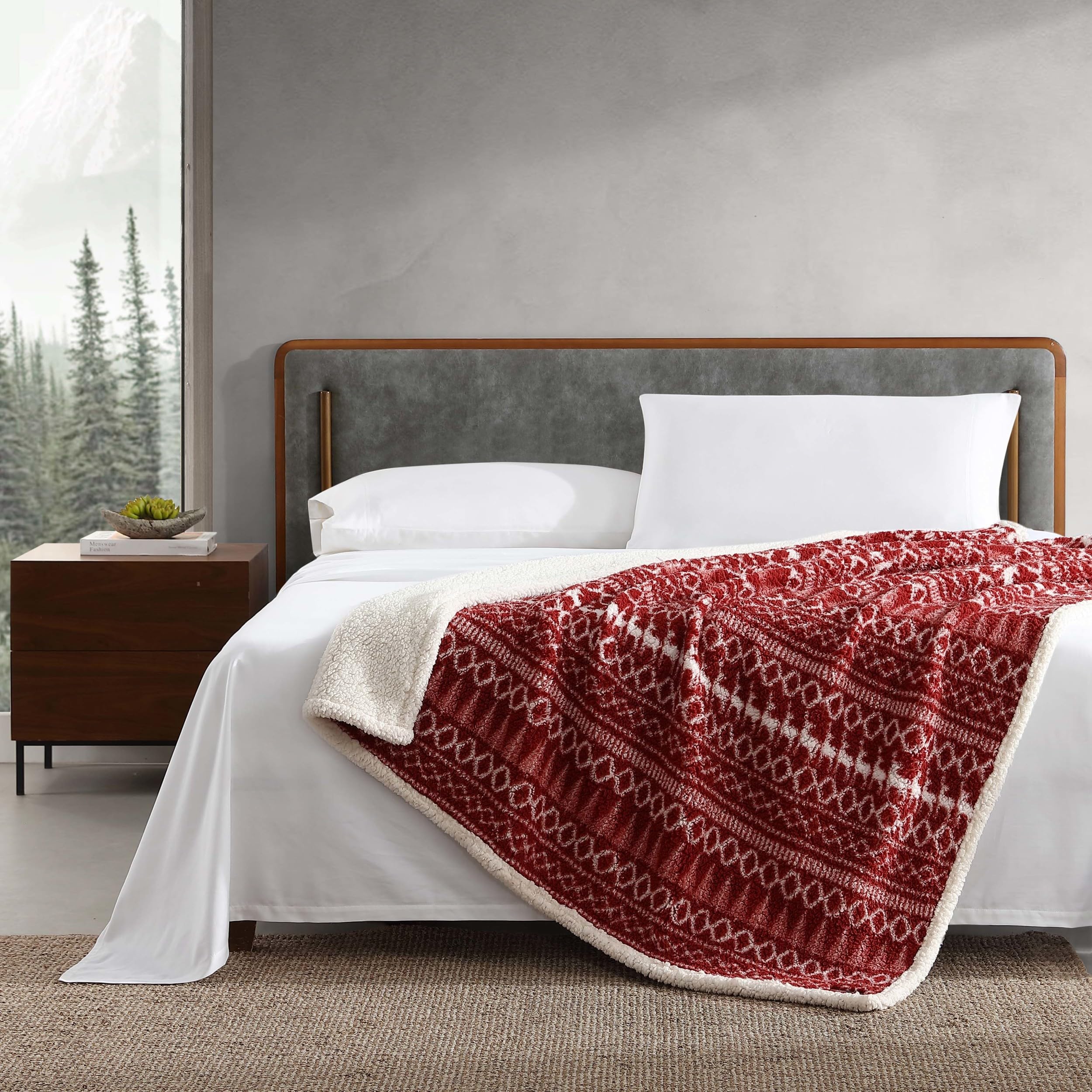Amazon.com: Eddie Bauer - Throw Blanket, Reversible Sherpa Bedding