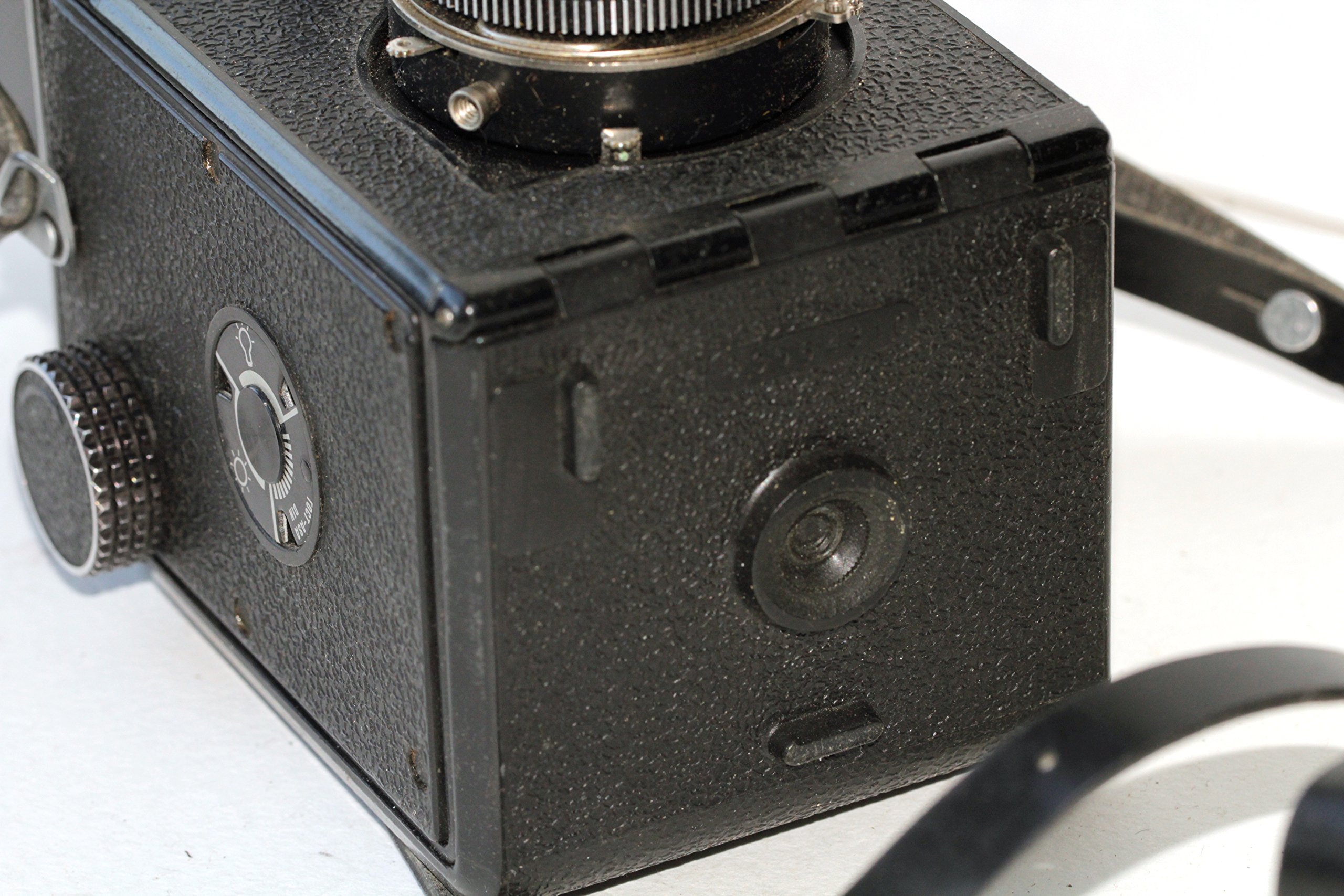 Amazon | LUBITEL-166 Universal LOMO Russian Camera 6x6 Medium