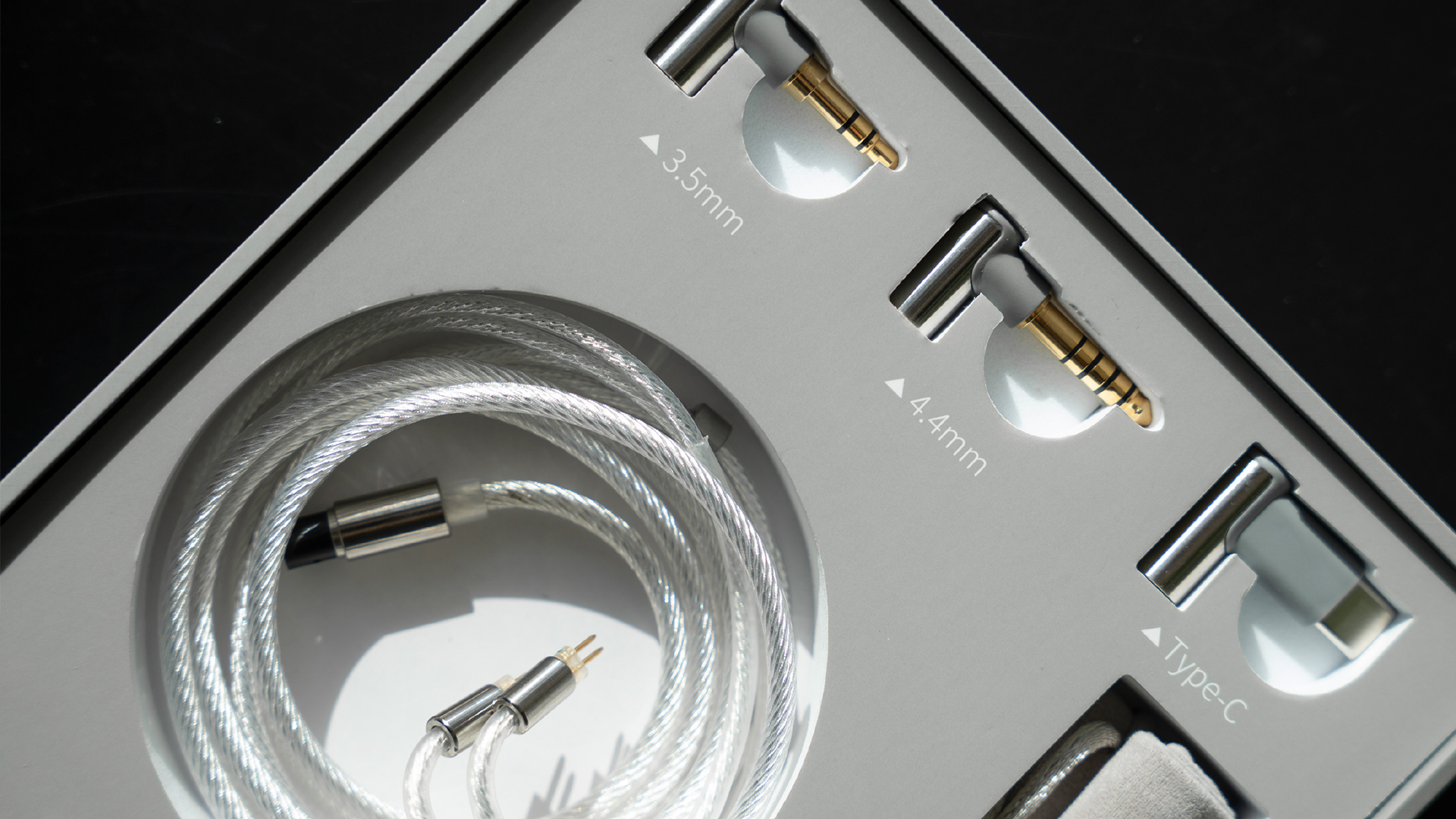 Amazon | TANCHJIM CABLE X イヤホンリケーブル アップグレード