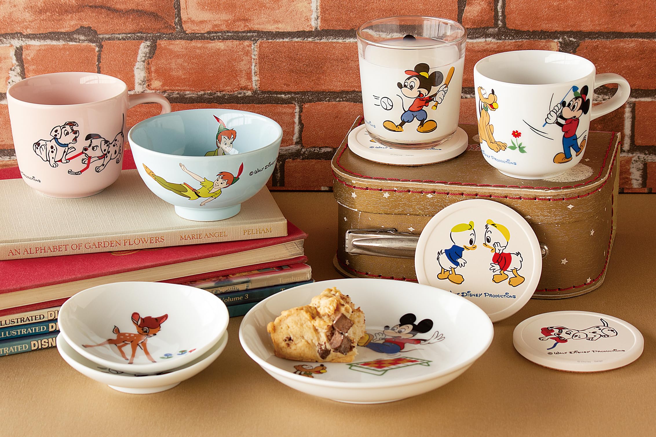 Amazon｜ディズニー 「 ピーター・パン 」 皿 プレート 約17cm 電子