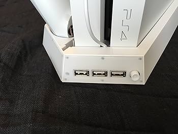 Amazon | PS4 多機能縦置きスタンド コントローラー2台充電 USBハブ3