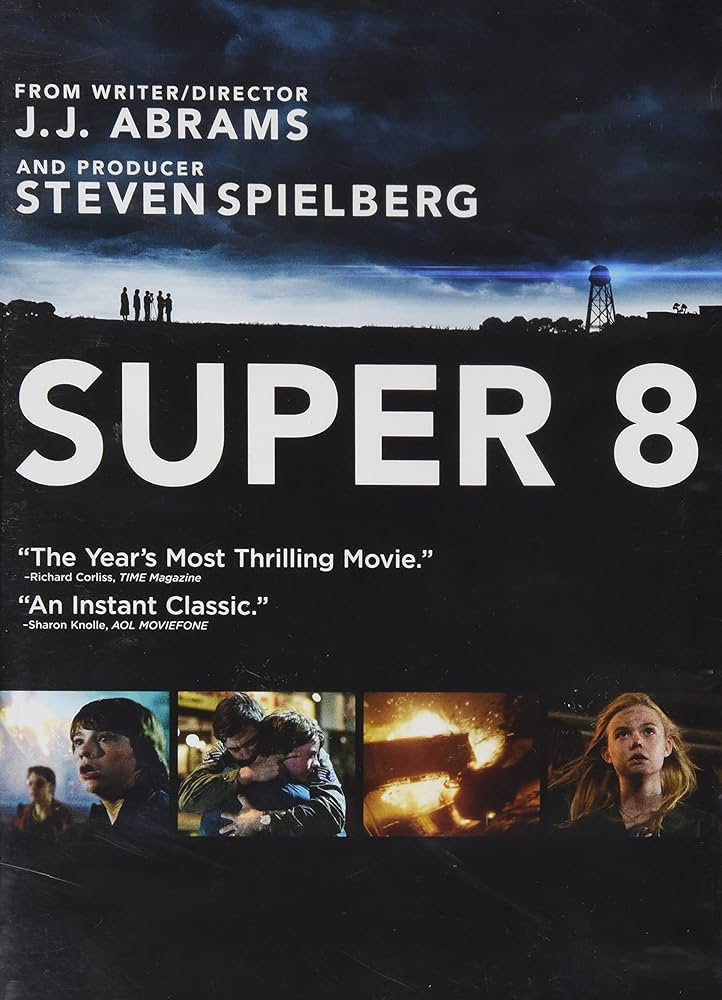 Super 8: Elle Fanning, Kyle Chandler, Joel Courtney, Ryan Lee