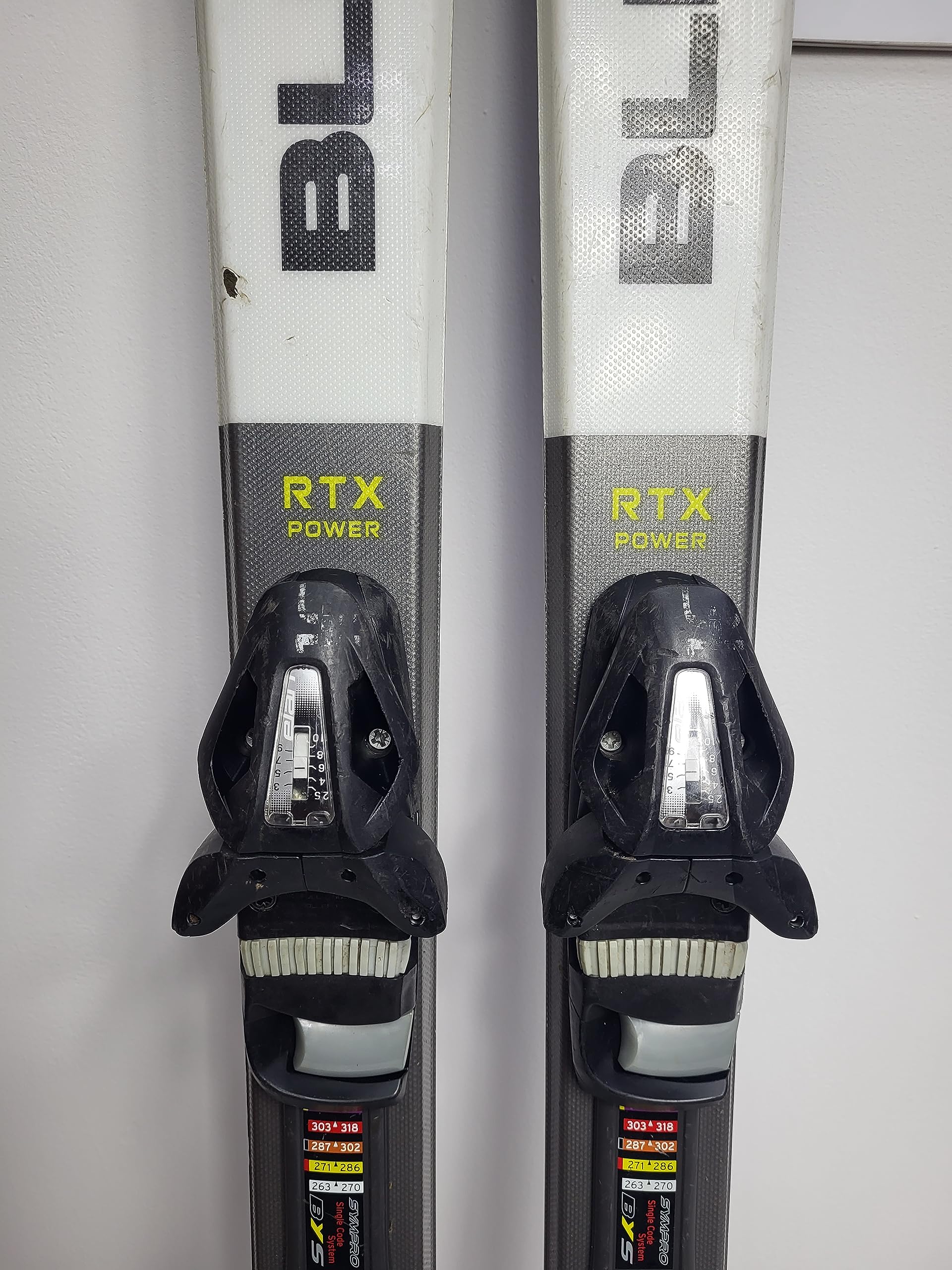 Amazon.com : Blizzard RTX Power 160 cm Ski + Bindings : Sports