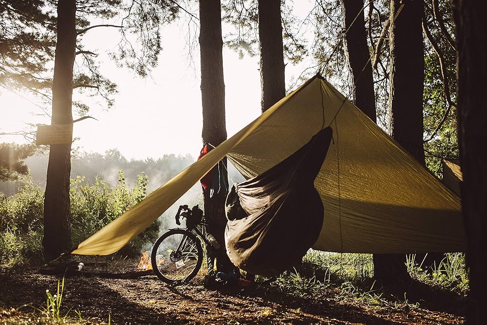 LESOVIK GROZA / レソヴィク グローザ タープ LESOVIK GROZA