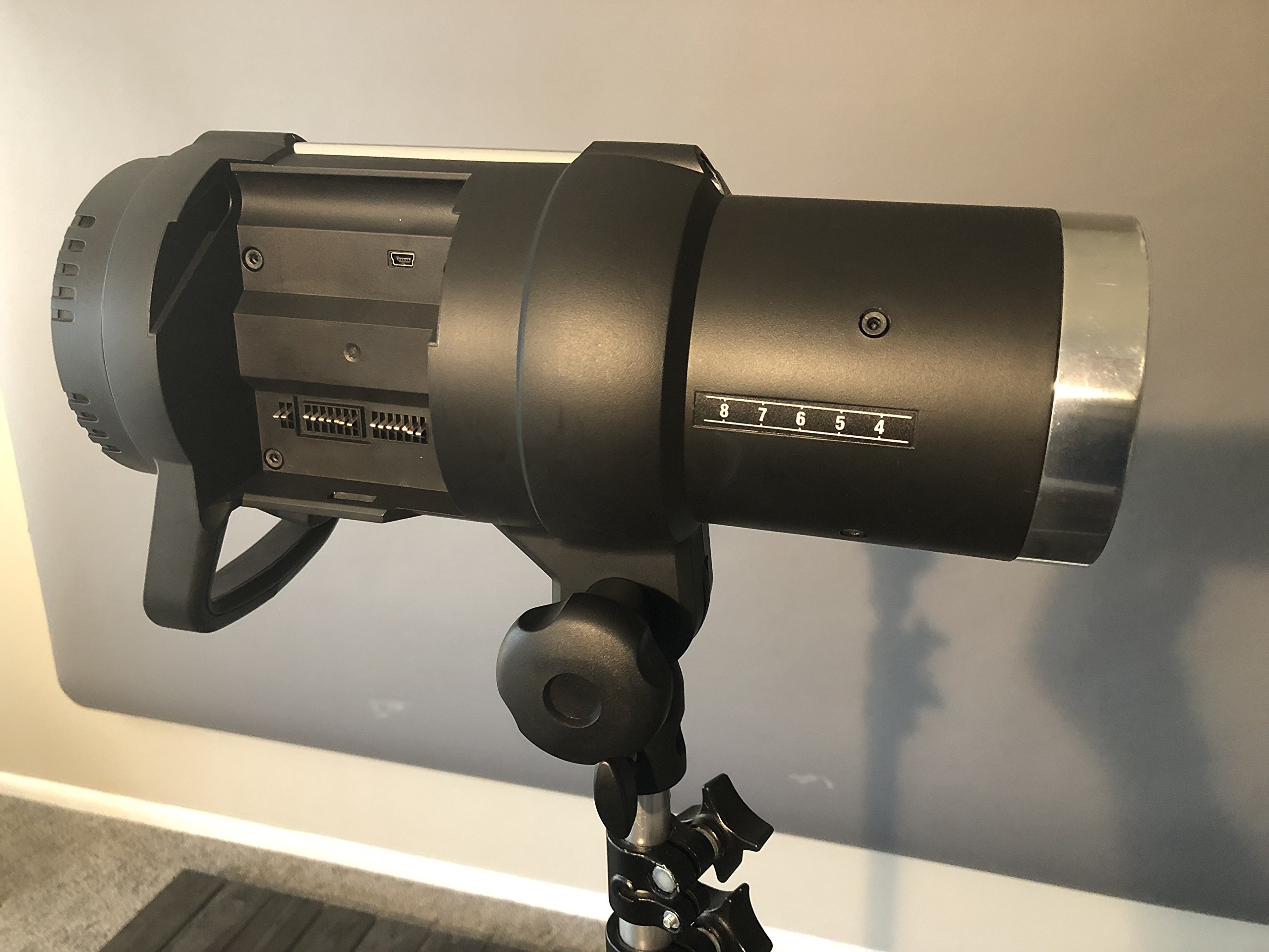 Amazon | Profoto オフカメラフラッシュ B1 500 AirTTLロケーション