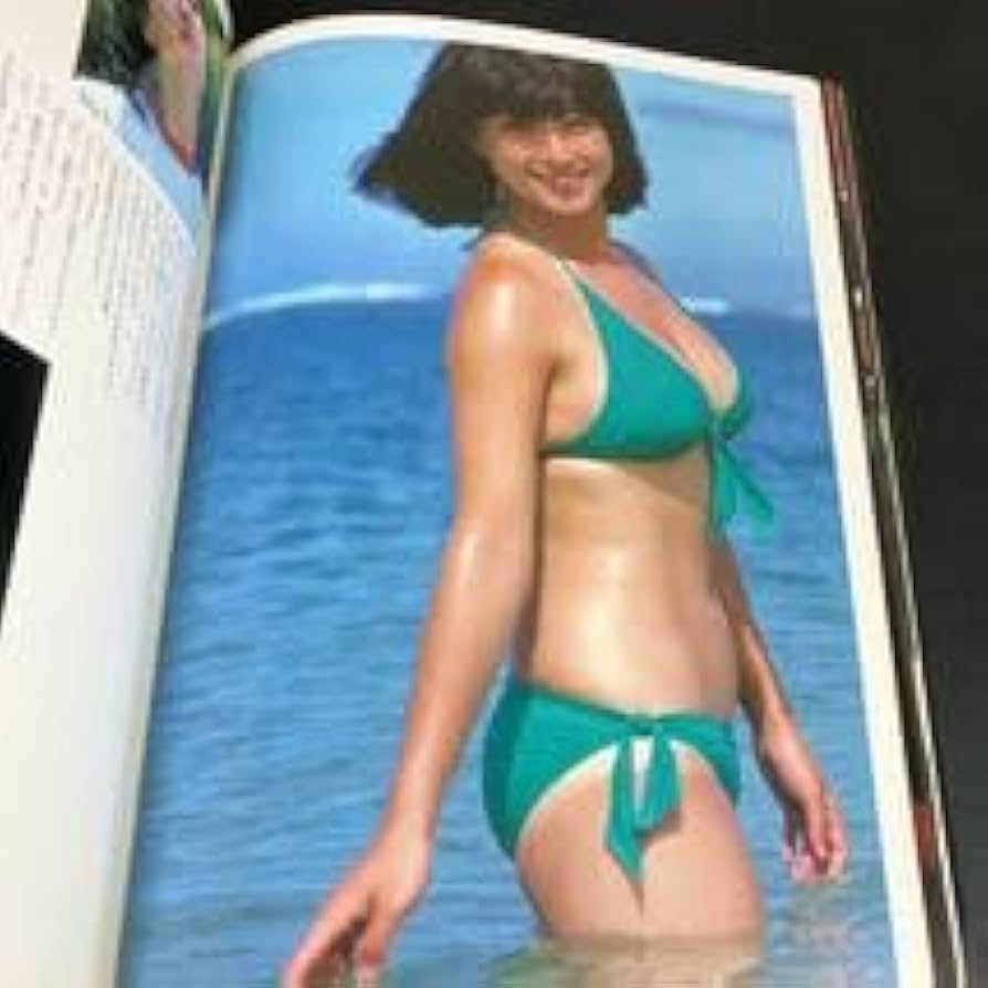 Amazon | 23-9-23 河合奈保子写真集 NAOKO 5th ANNIVERSARY 水着