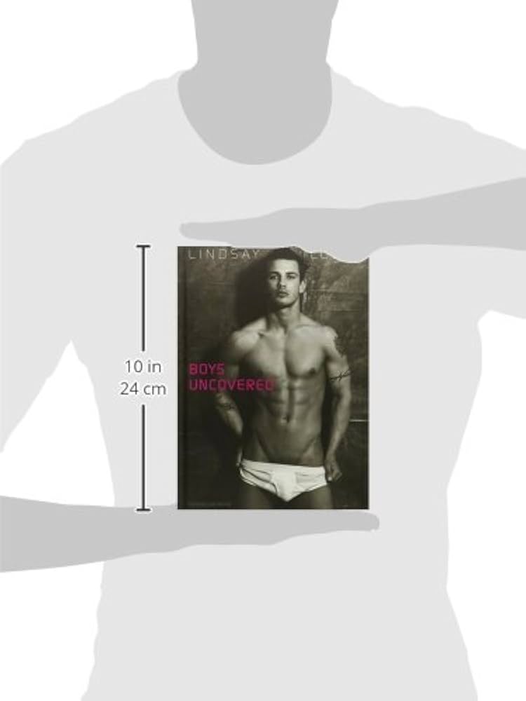 Amazon.com: Boys Uncovered: 9783861876571: Lindsay Lozon: Books