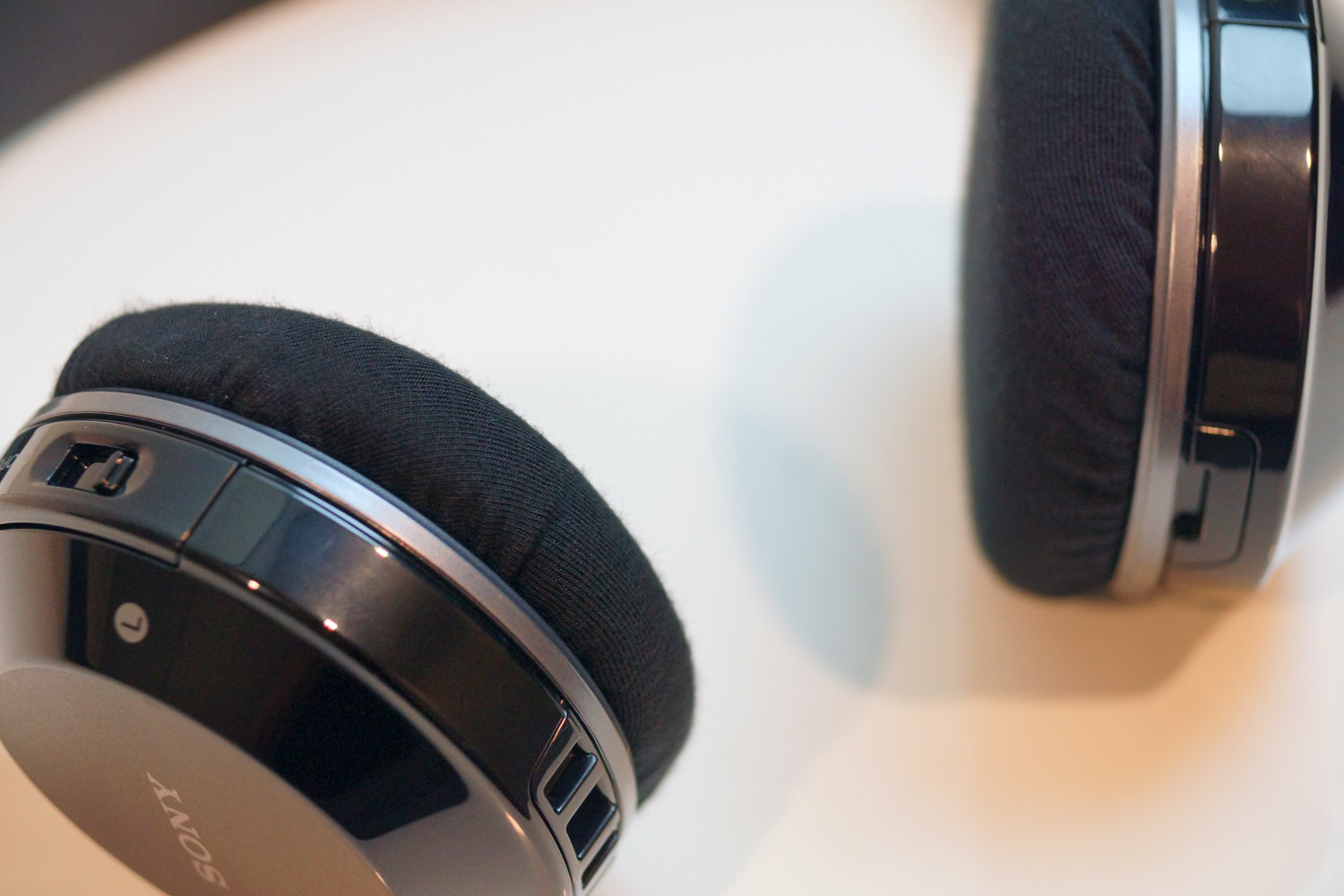 SONY MDR-IF245Rのイヤーパッドを修理する場合：スーパーストレッチ