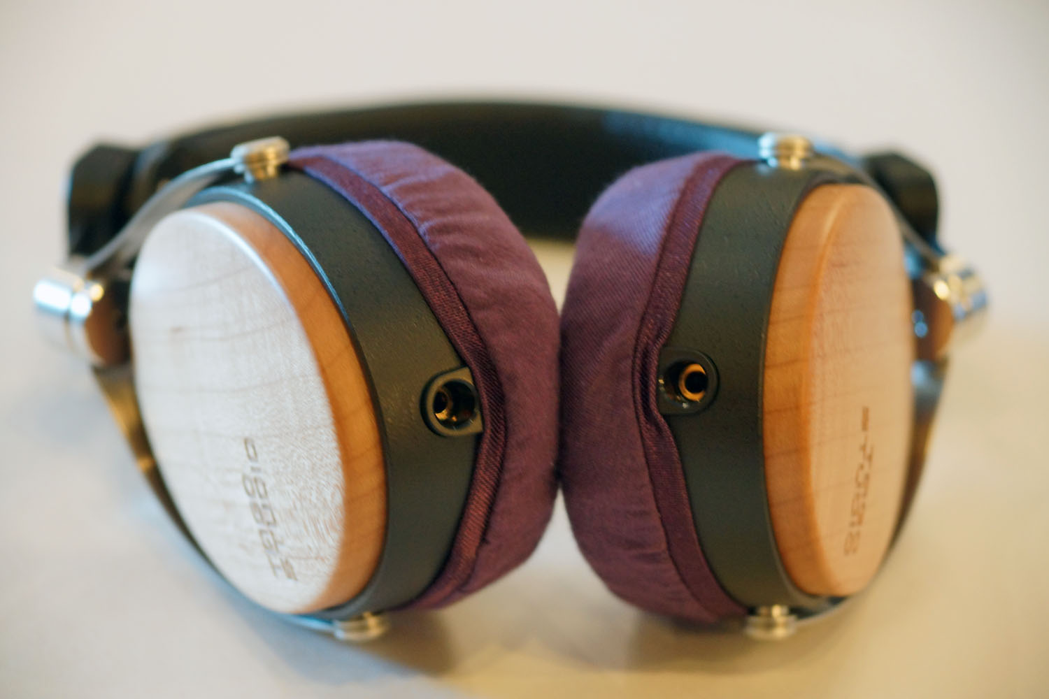 TAGO STUDIO T3-01のイヤーパッドを修理する場合：スーパーストレッチ