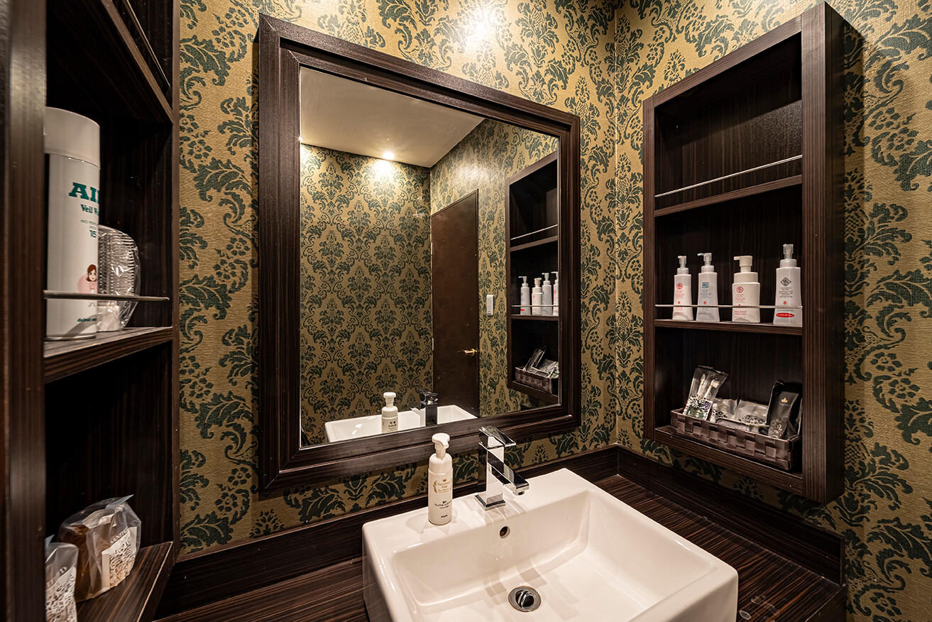 305 – ラブホテル ミントプレミアム