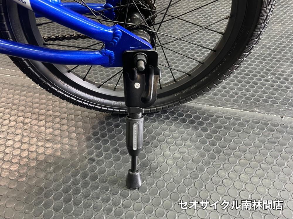 HARO BIKES キッズバイク SHREDDER16にカゴ＆スタンドを取り付けです
