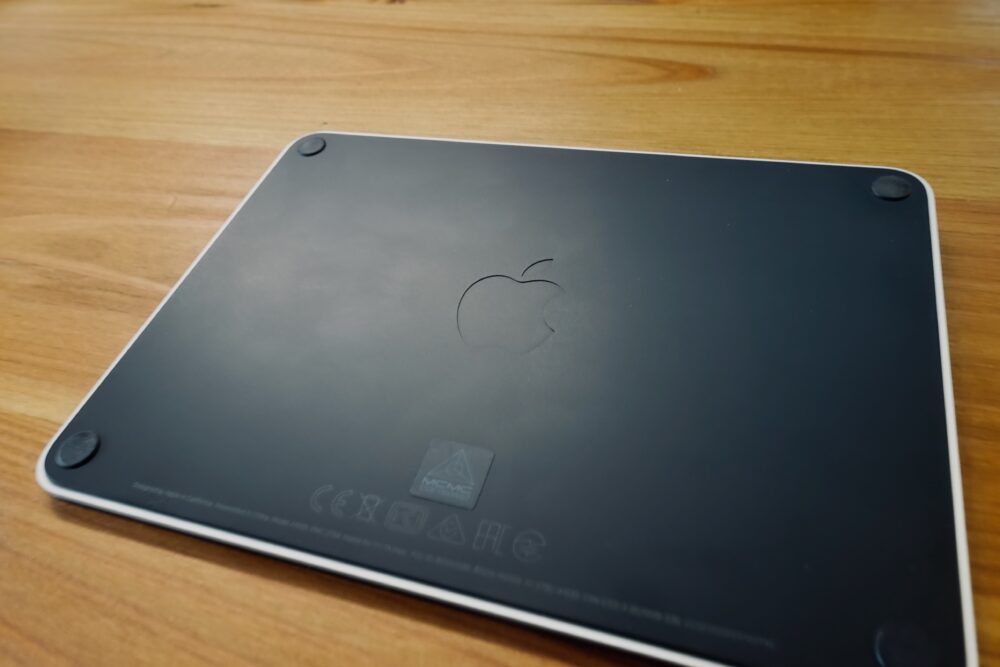 コスパ悪い？Magic Trackpadレビュー｜Appleのブラックデバイスは