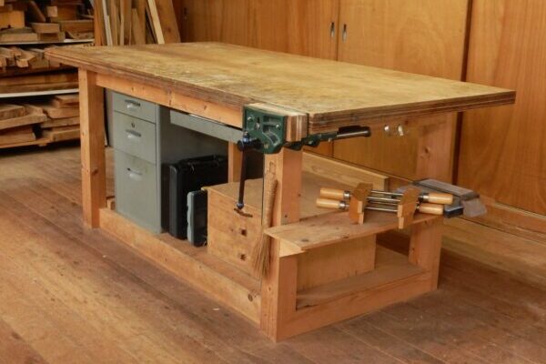 図面販売】2×4材で木工作業台を自作する。本格的だけど材料代は1万円台