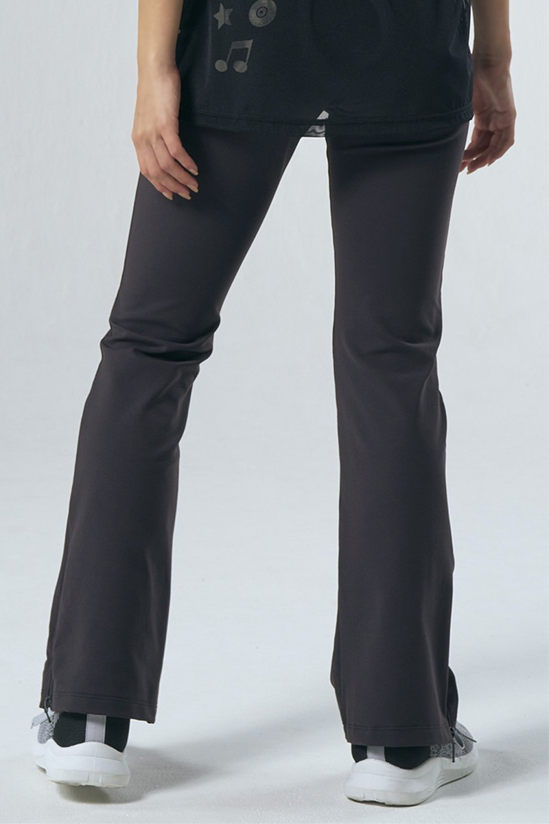 フィットネスウェア | 裾ジップアップブーツカットパンツ＊ブラック