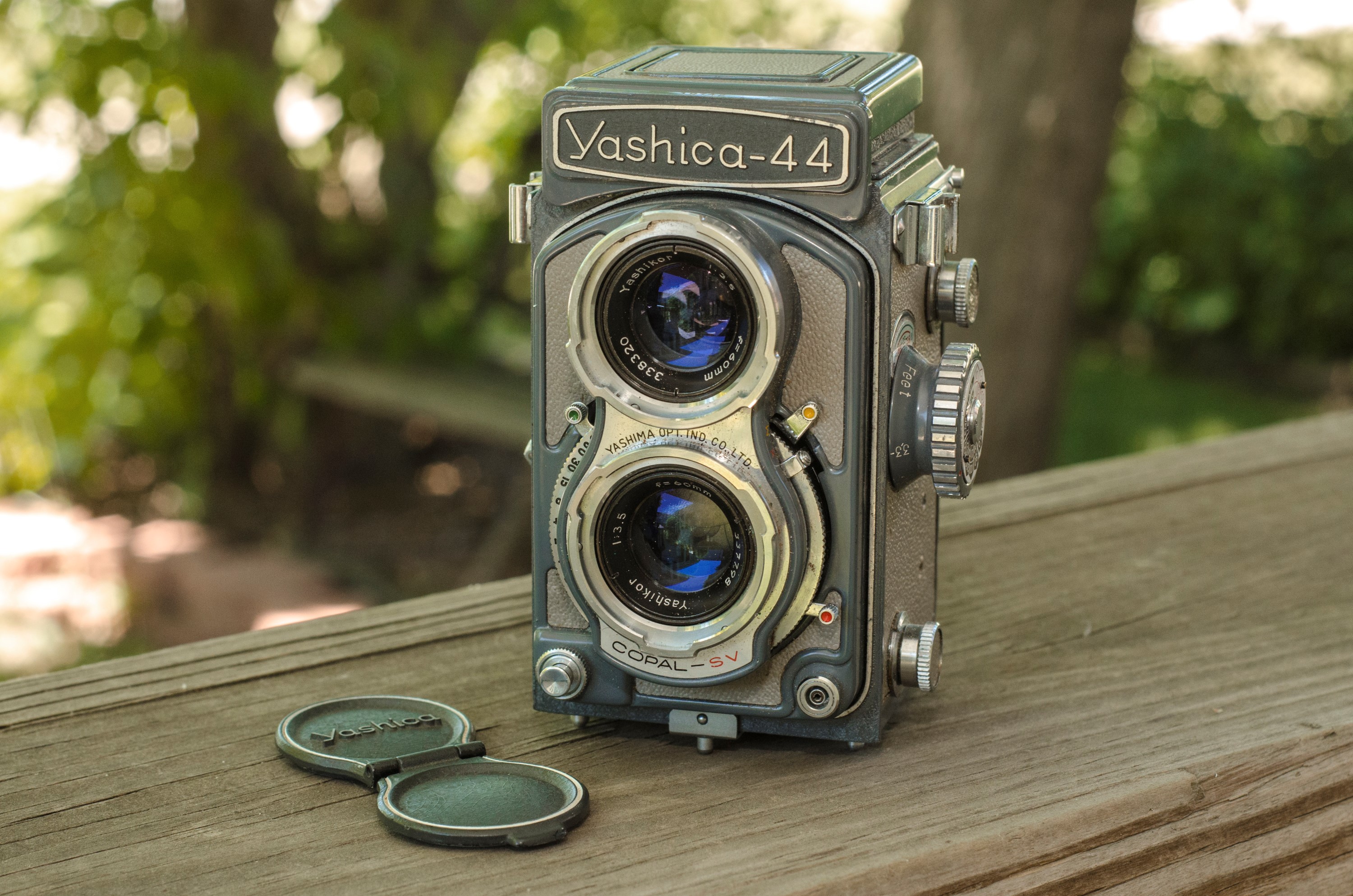 Yashica 44 (1958) - mike eckman dot com