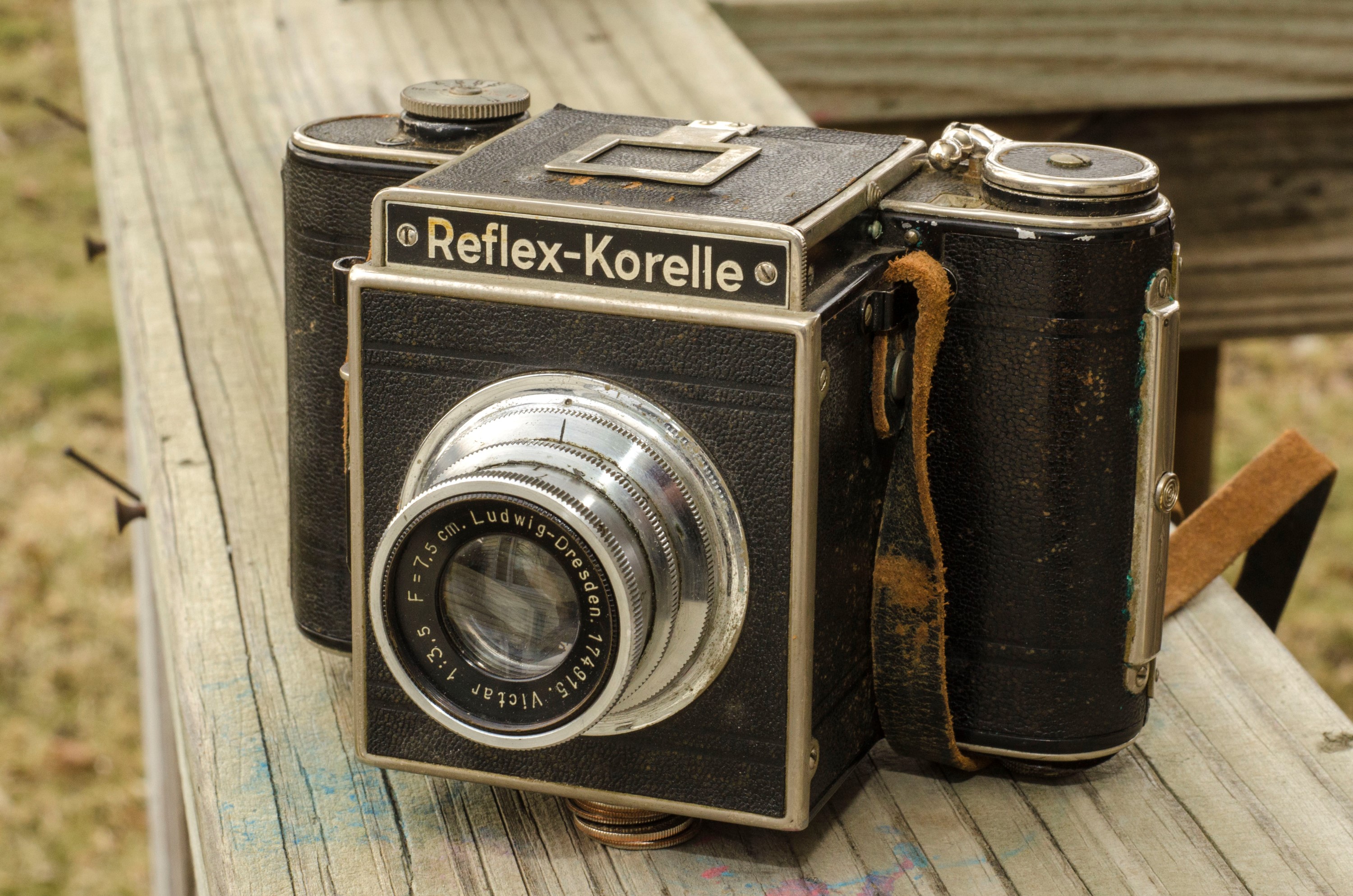 Kochmann Reflex-Korelle (1935) - mike eckman dot com