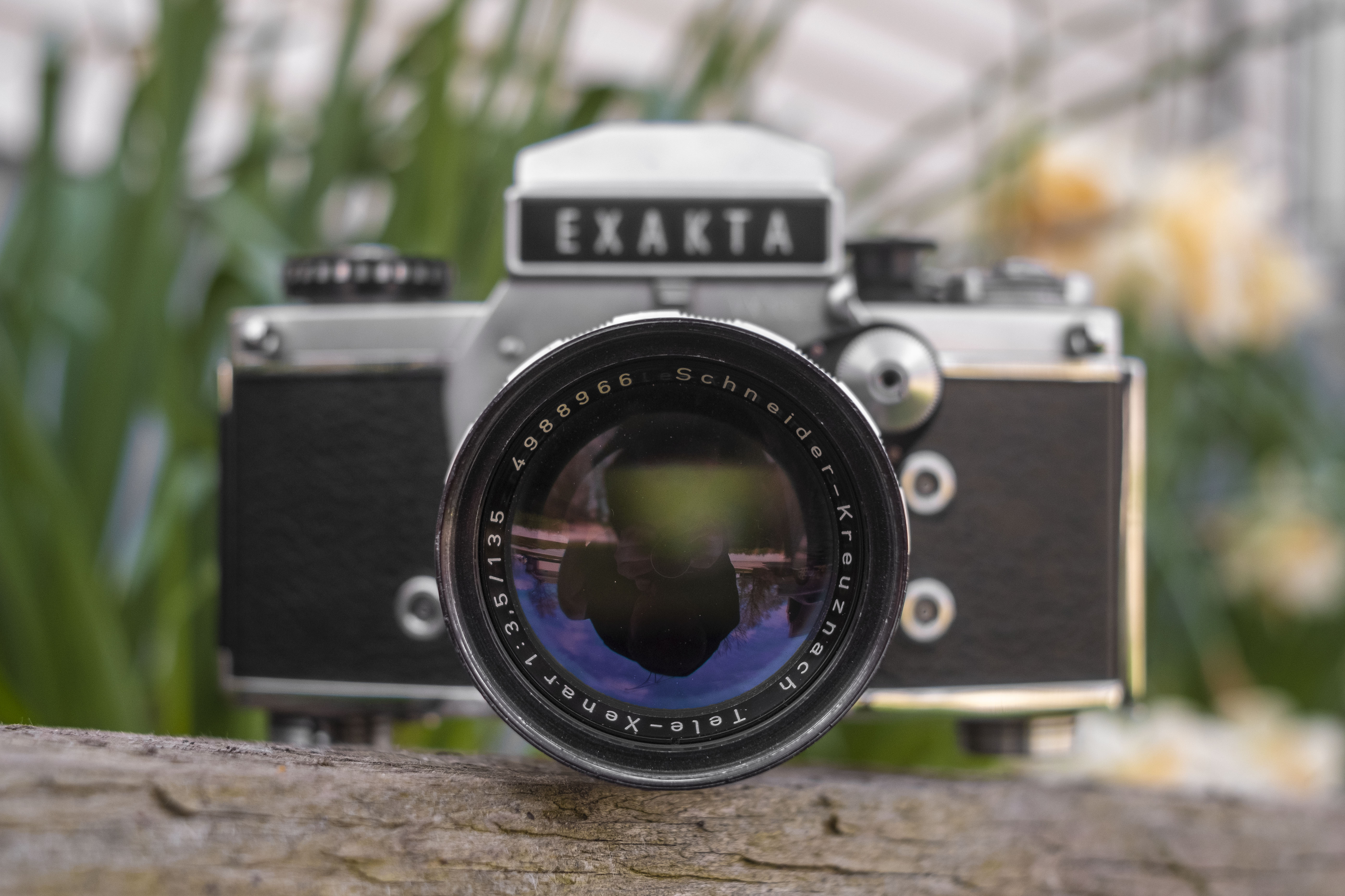 Schneider-Kreuznach Tele-Xenar 135mm f/3.5 - mike eckman dot com