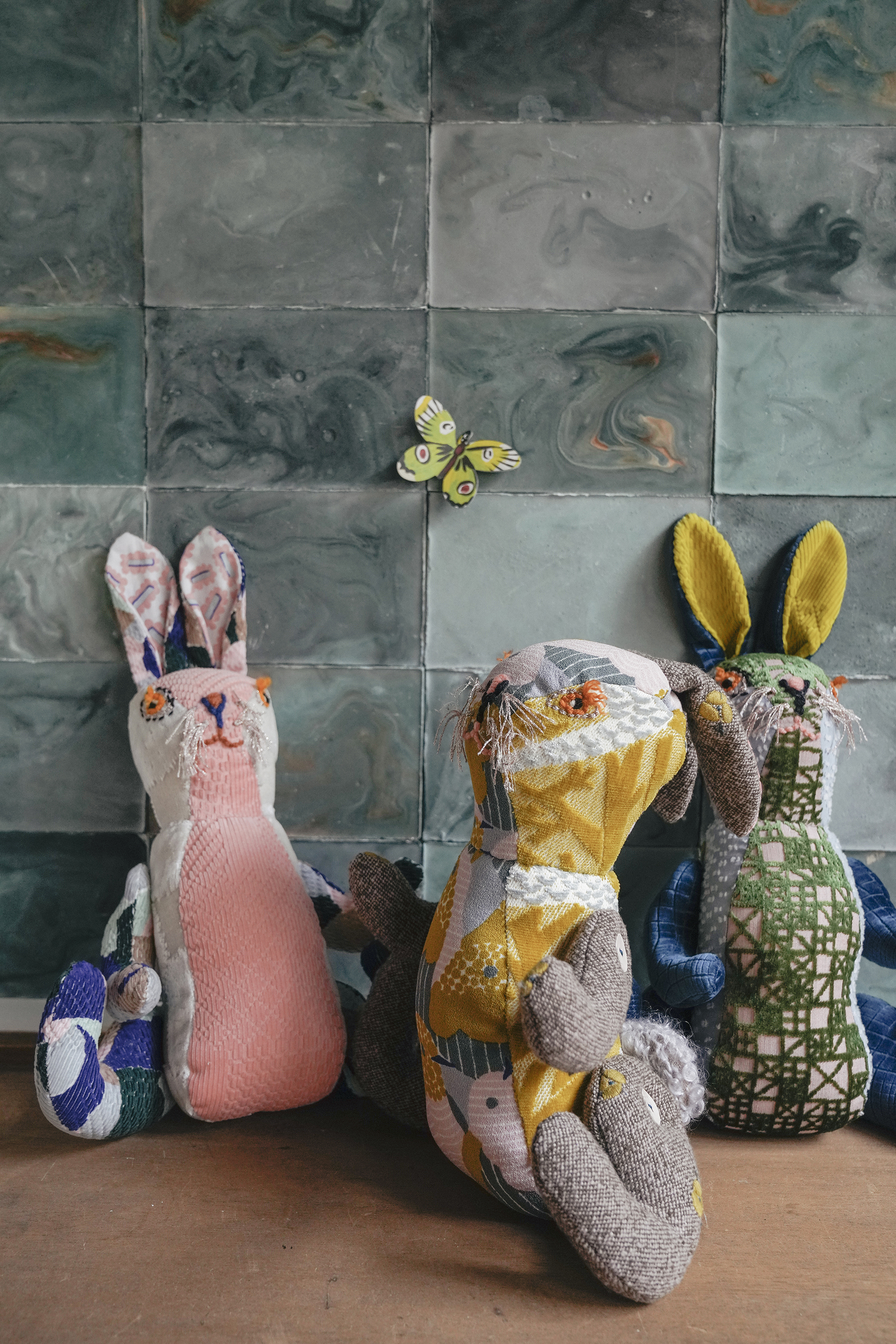 ミナ ペルホネン〉×ナタリー レテのうさぎのぬいぐるみが発売！ – MilK