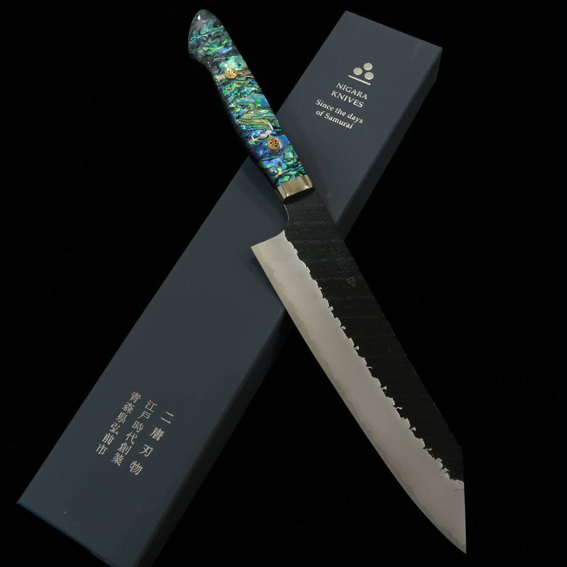 二唐刃物製造所 NIGARA 切付牛刀 SG2 黒打鎚目 螺鈿柄 (210mm) – 三浦