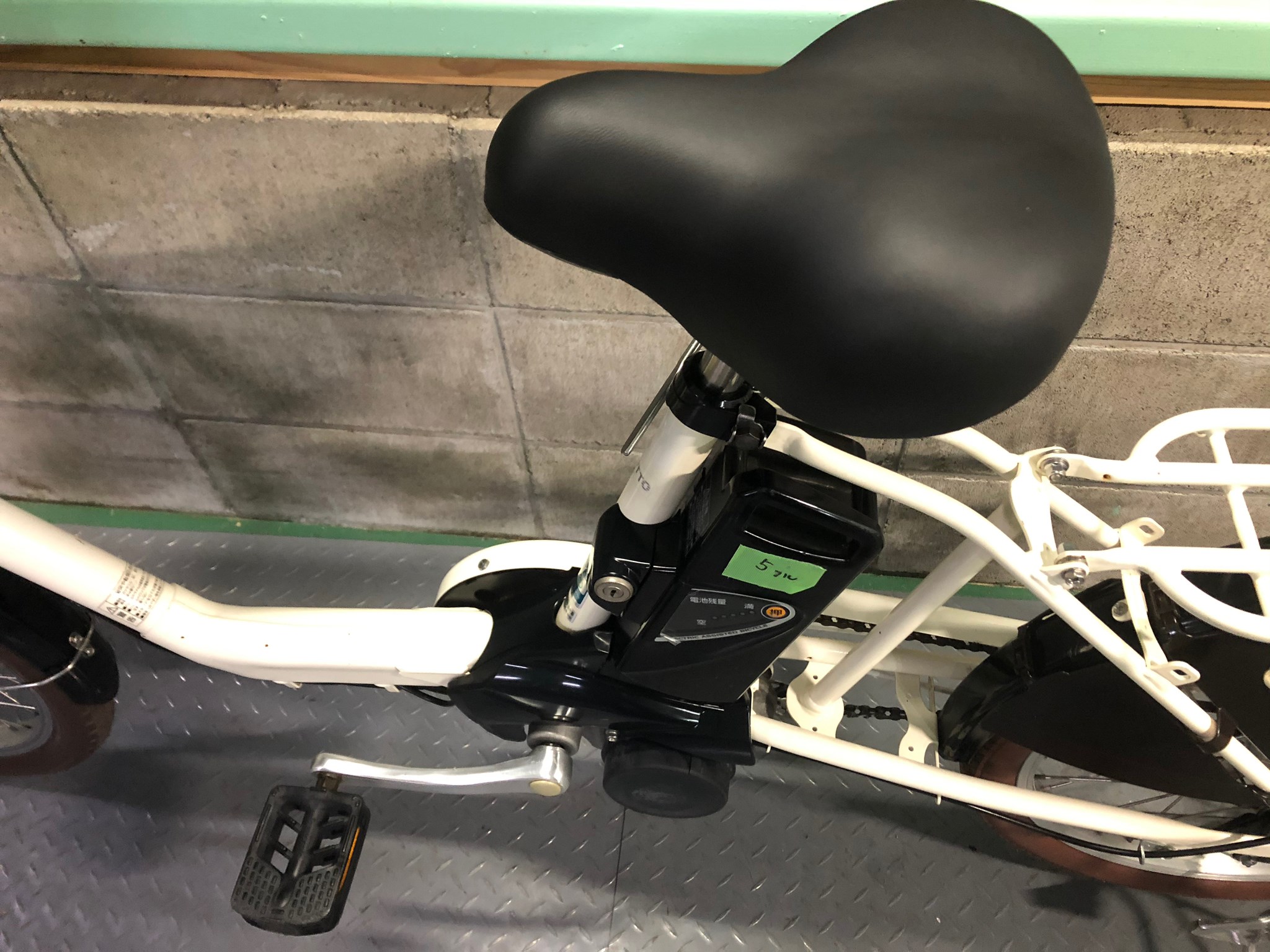 SOLD OUT】電動自転車 パナソニック ギュットミニ DX 白 大容量8.9Ah