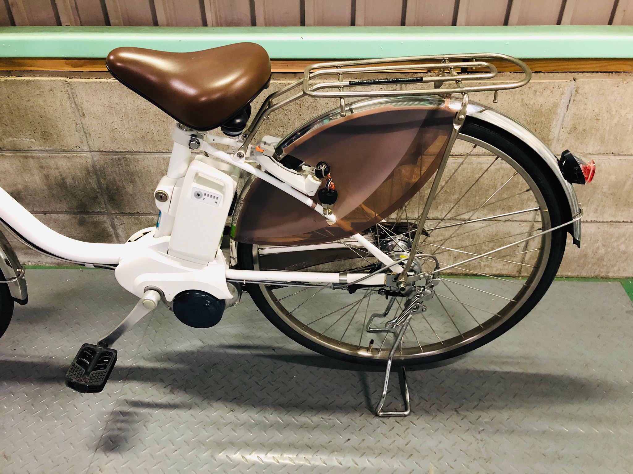 SOLD OUT】電動自転車 パナソニック 最新デジタル 26インチ 白 16Ah