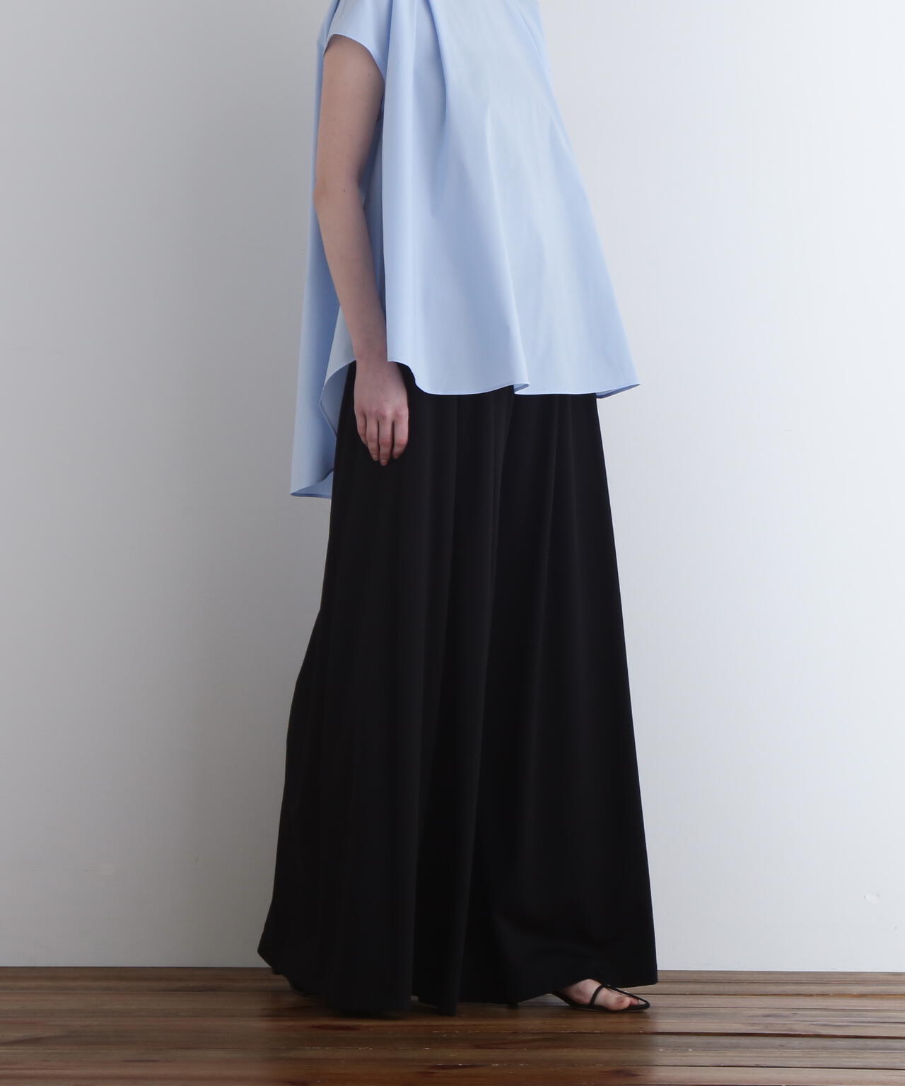 コンパクトギャザーワイドパンツ | LE PHIL（ル フィル） ｜【公式