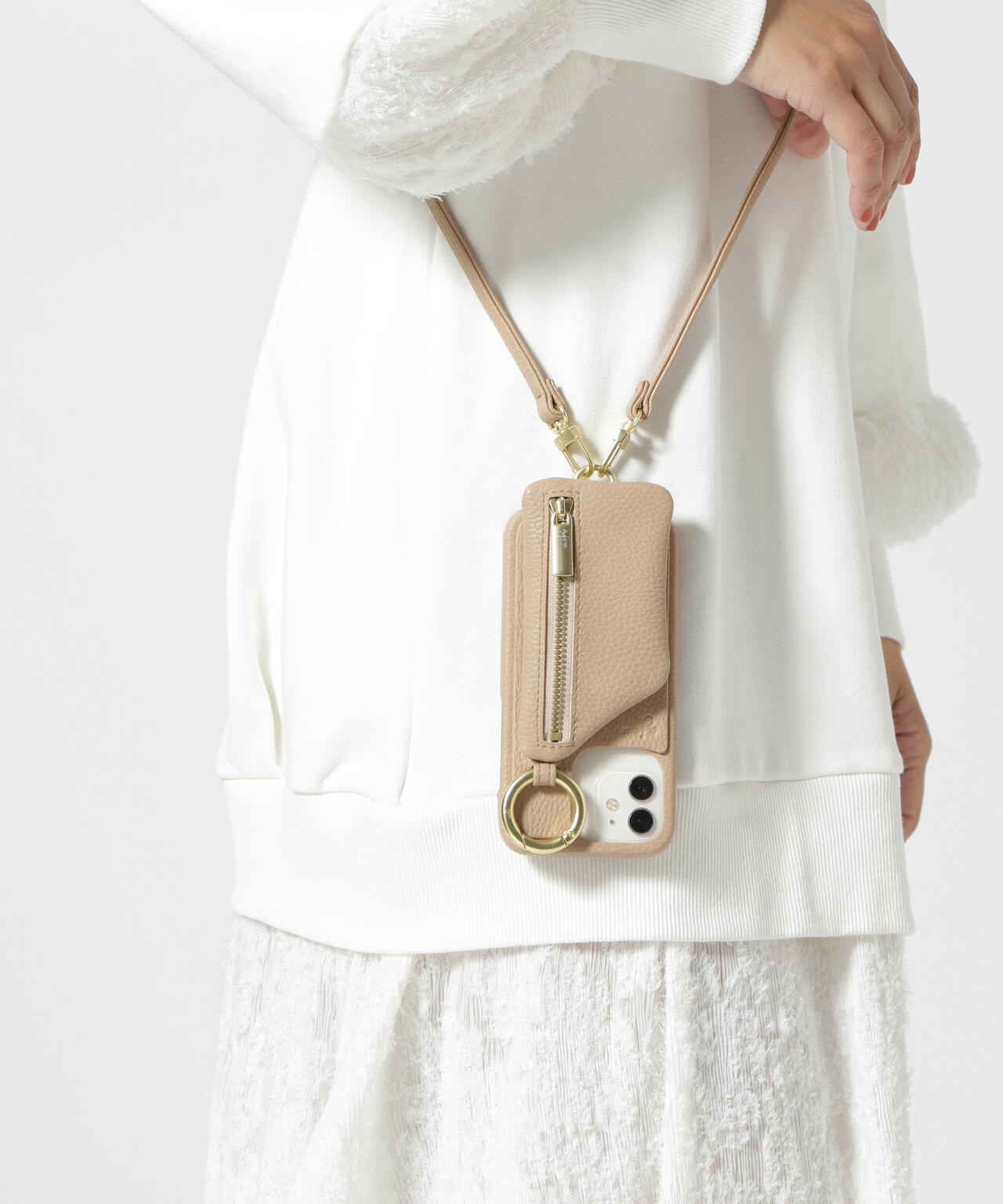 ajew/エジュー/別注【ひも付き】iPhone14・14Pro・15・15Pro | ROYAL