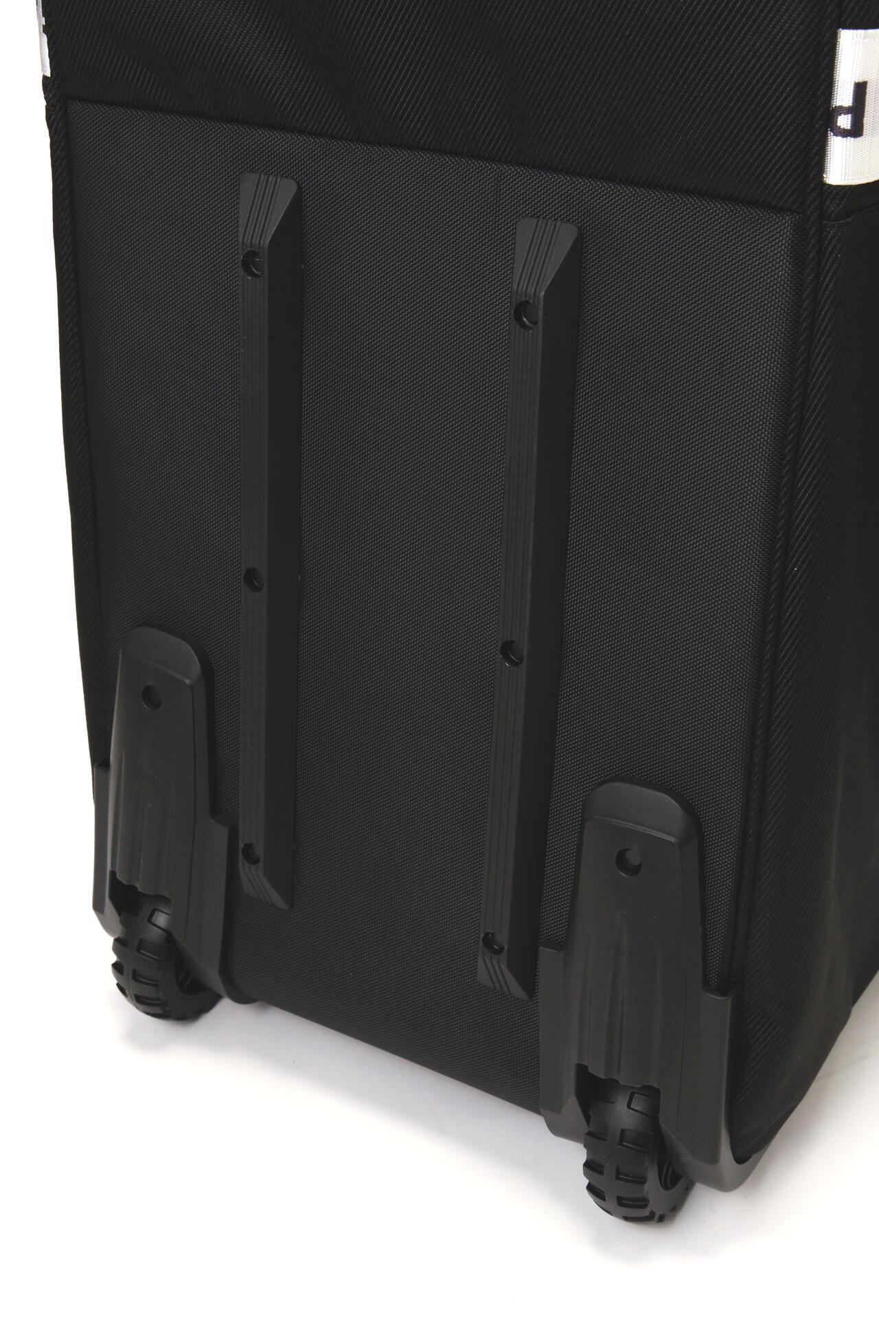 公式オンライン&一部店舗限定】キャリー付きBLACKトラベルカバー (46