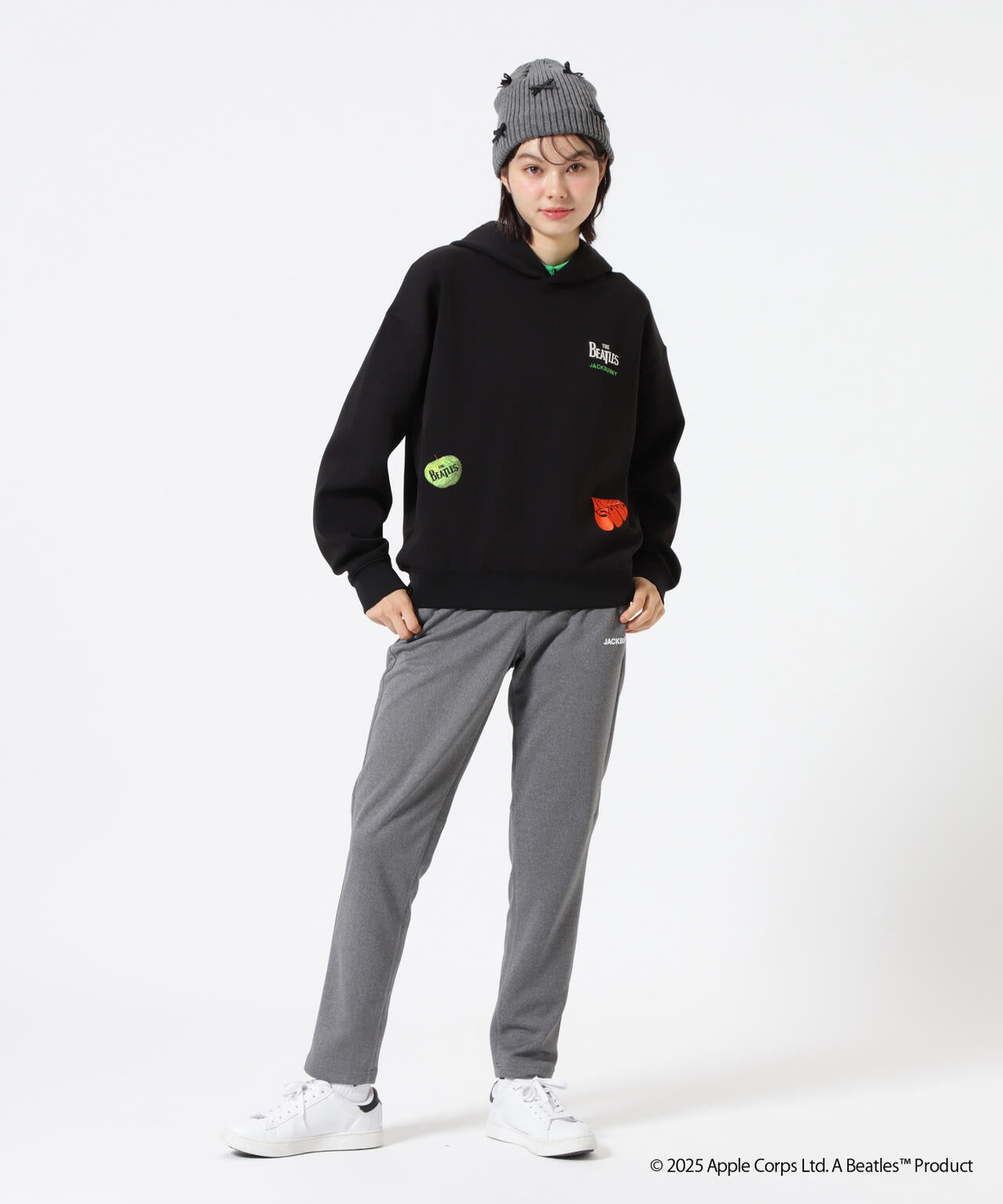 The BEATLES ×Jack Bunny!!】T/Cダンボール長袖プルオーバーフーディ