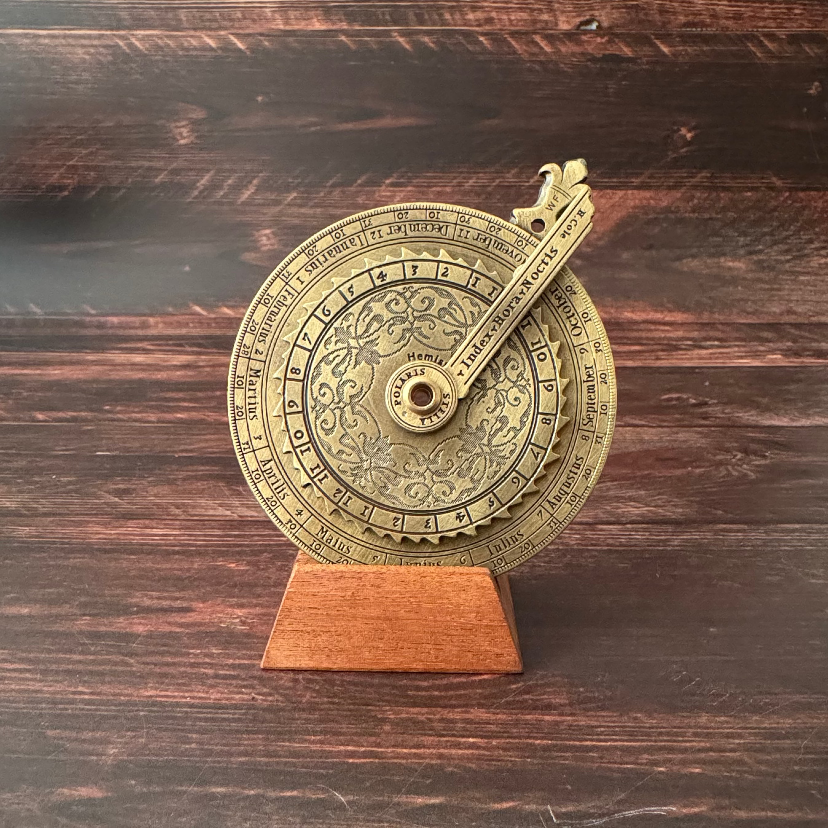 ノクターナル 星時計 潮汐計算機 | 大英博物館所蔵品の復刻 | momerath