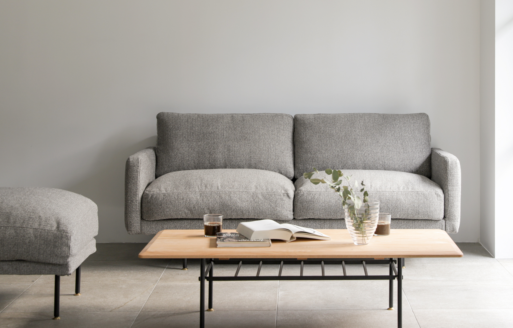 ファブリックソファで理想の部屋づくり - MOMO NATURAL