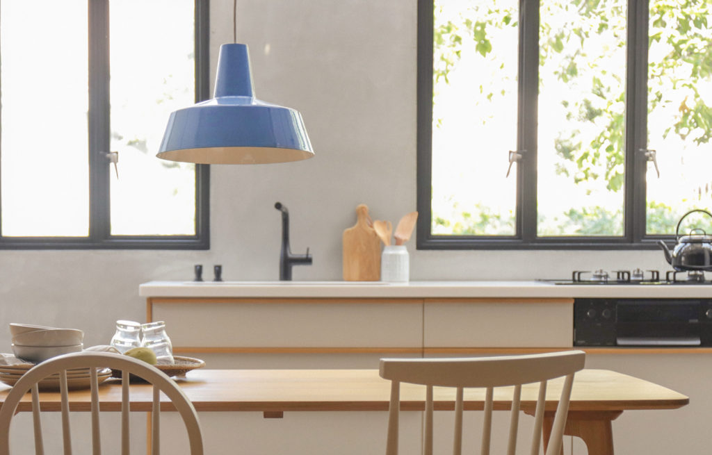 コーディネートの仕上げにペンダントライト - MOMO NATURAL