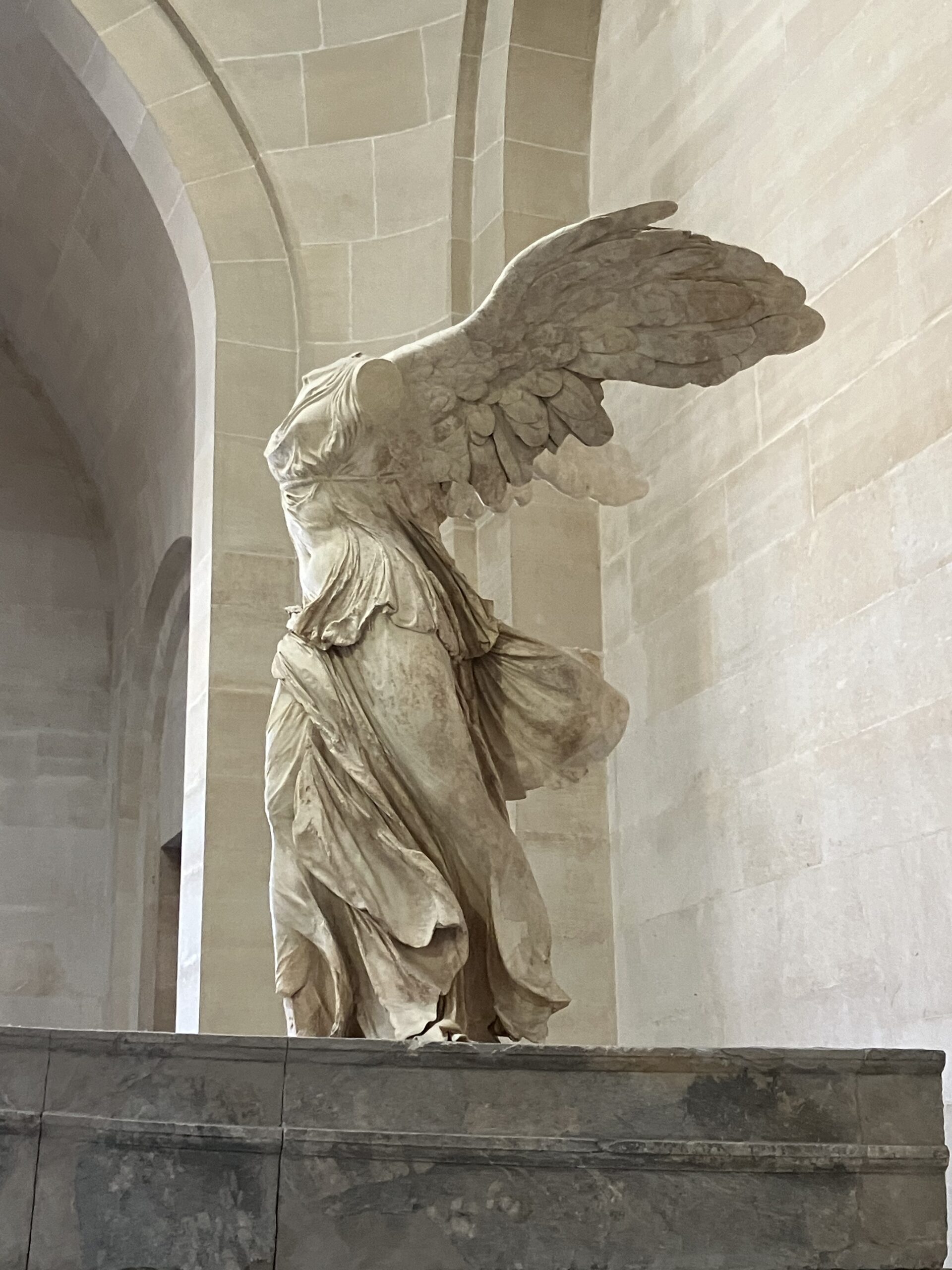 ルーヴル美術館の見どころ完全ガイド】所要時間と必見作品、回り方を