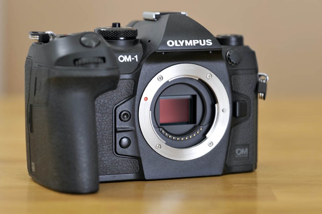 買っちゃいました】マイクロフォーサーズ OM SYSTEM OM-1を購入