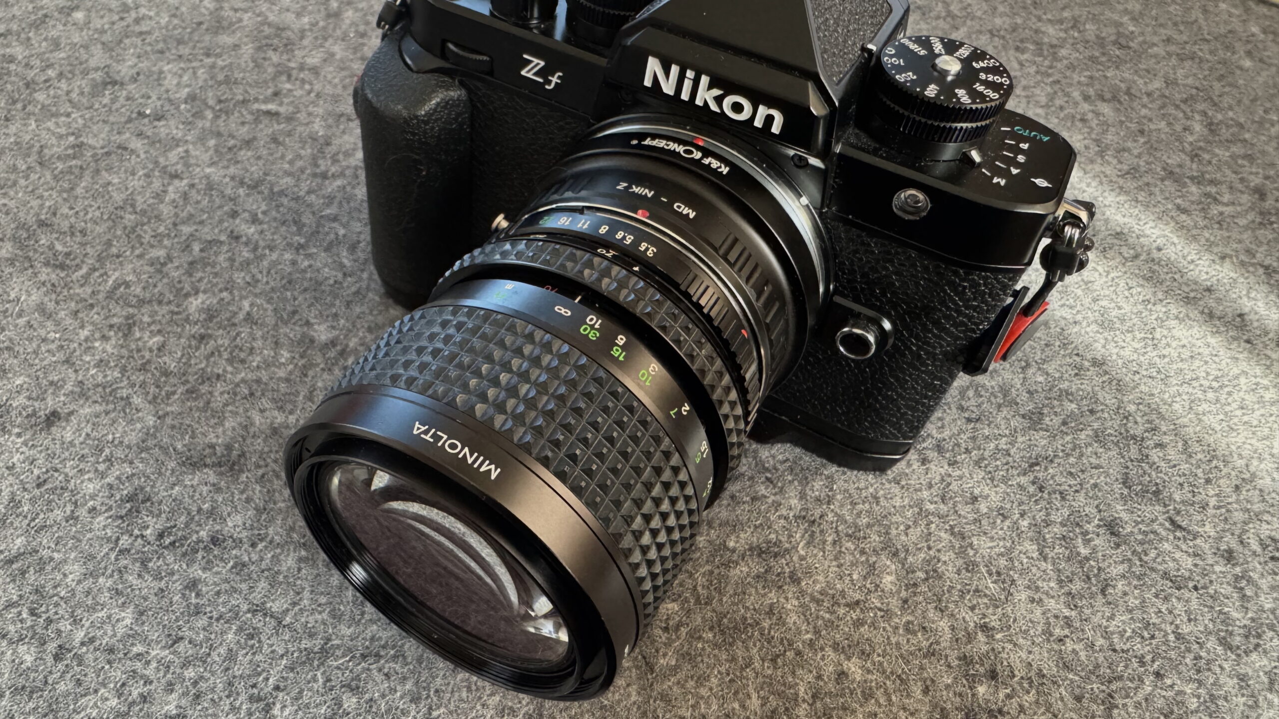 オールドレンズ】レビュー：MINOLTA MD ZOOM ROKKOR 35-70mm F3.5 を