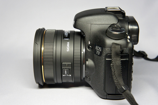 SIGMA 50mm F1.4 EX DG HSM レビュー | b's mono-log