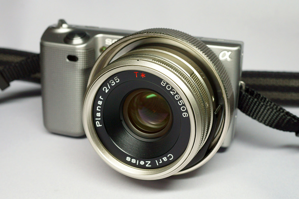 Carl Zeiss Planar T* 35mm F2 G | b's mono-log